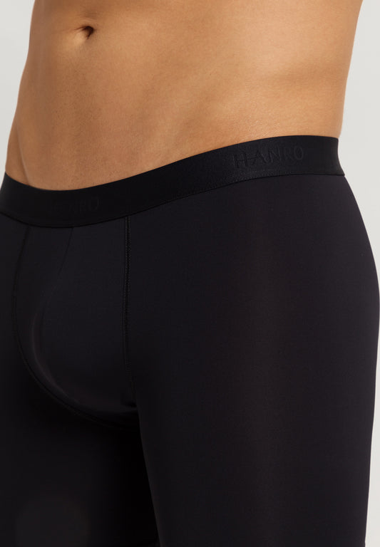 The Micro Touch-Shortleg Pants By Hanro in Black